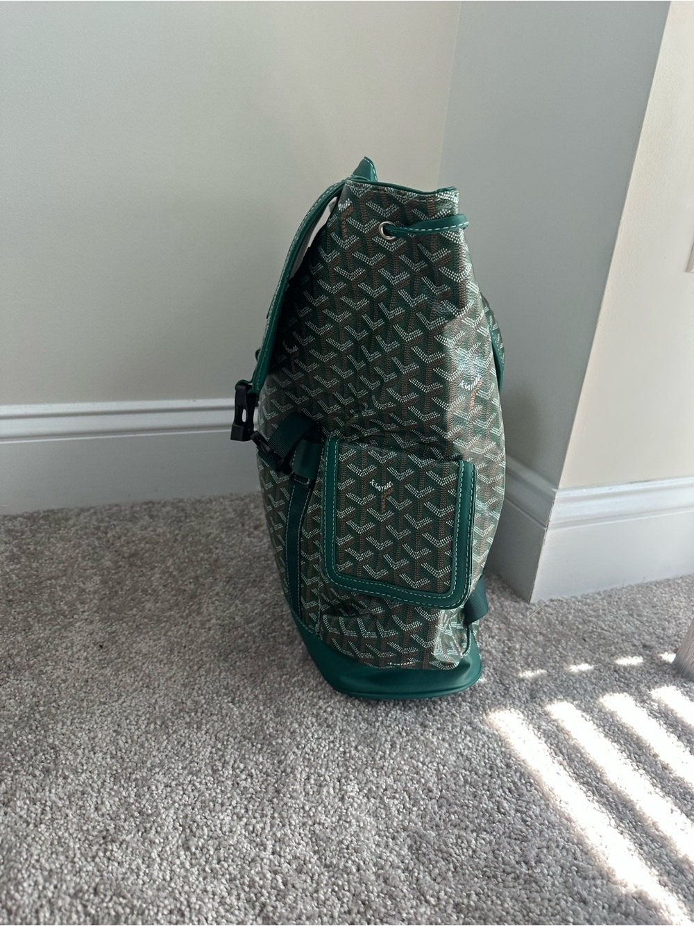 Green Patterned Men’s Drawstring Backpack